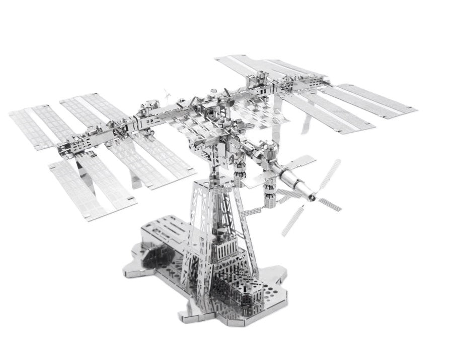 ASTRONAUTS LODGE SPACE STATION