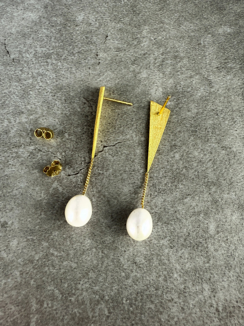 18 K Gold 925 Sterling Silver Geometric Pearl Drop Earrings – Elegant & Minimalist